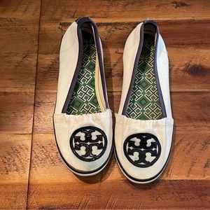 TORY BURCH canvas flats 7.5